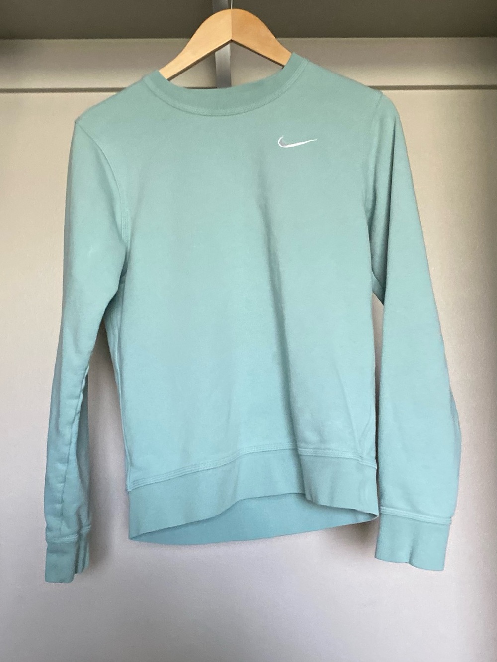 Nike Light Mint Green Crewneck Sweatshirt with White Swoosh